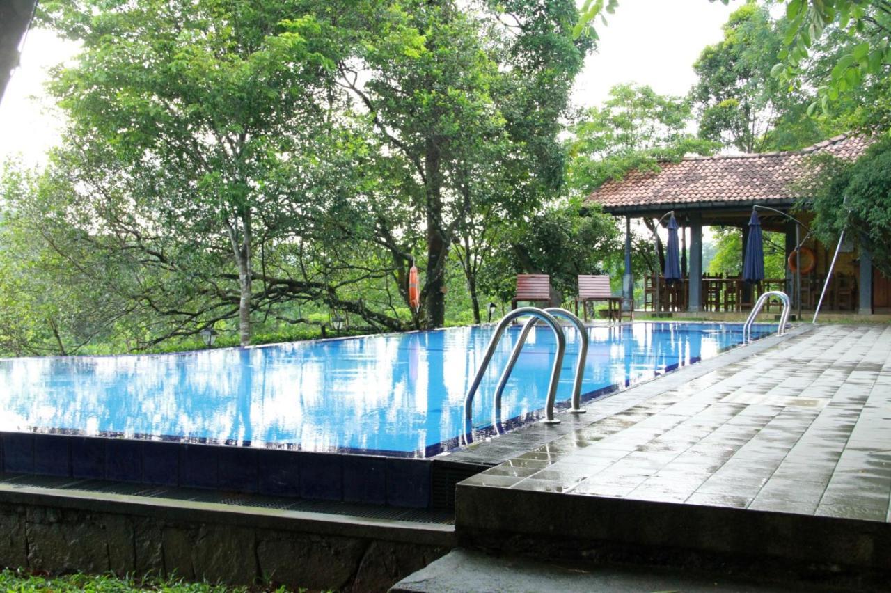 Lake Serenity Resort & Spa Kuruwita Exteriér fotografie